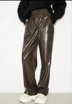 Throw by sly SMOOTH F/LEATHER RELAX パンツのサムネイル