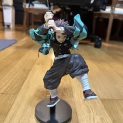 鬼滅の刃 竈門炭治郎 フィギュア 水の呼吸 一番くじ A賞 - メルカリ