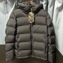 シームレスダウンパーカ　Mサイズ　ユニクロ　ブラック　黒　ダウンジャケット