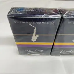 Item thumbnail for item 10c1ecfa-f6dd-4cfe-a3b3-701071e957a3