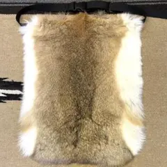 大判ラビットグレー尻あて　ウサギ　登山　毛皮敷物　キャンプ　スキー　ヒップガード 大判ラビット尻あて 登山 釣り ヒップガード ウサギ毛皮敷物