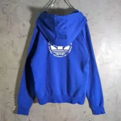 adidas トレフォイル バックプリント パーカー 青 ブルー 都市ロゴ