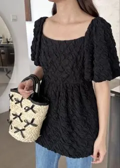 【一度試着】WAFFLE PUFF PEPLUM TOPSのサムネイル
