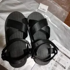 ブラック スポーツサンダル クロスストラップ