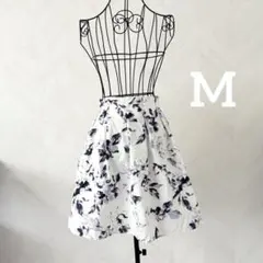 フレアスカート ホワイト 紫 花柄　エレガント