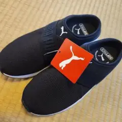 PUMA SOFTRIDE ブラック スリッポン