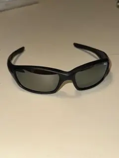 ioさん着用 OakleyStraightJacket サングラス ブラック