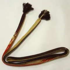 茶色と鮮やかな赤のグラデーションに金糸　平組　帯締め（振袖向け）