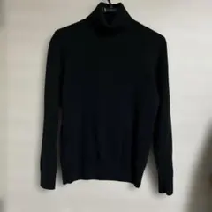 ユニクロ　カシミヤタートルネックセーター