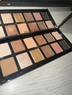日本未発売 MARC JACOBS BONE STAR アイシャドウ - メルカリ