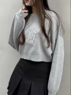 INGNI イニシャル刺繍ロゴニット