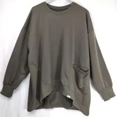 679　新品未使用　Y.M.D.O.　トレーナー　トップス
