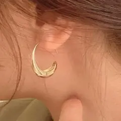 ゴールド フープピアス しずく型 上品 華やか 大人可愛い カジュアルにも