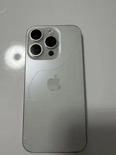 iPhone 15 Pro 256GB ホワイトチタニウム