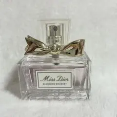 ミス ディオール ブルーミングブーケ <オードゥ トワレ> 30mL