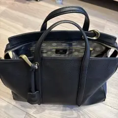新品 エティアム ETiAM 本革シュリンクレザー トートバッグ ブラック