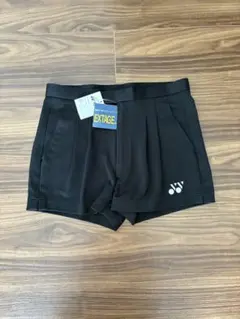 ヨネックス　ショートパンツ黒　ウエスト77