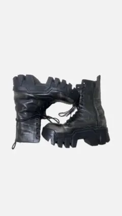 BALENCIAGA STRIKE LACE-UP BOOTSのサムネイル