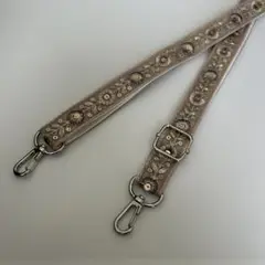 ハンドメイド　インド刺繍リボンスマホショルダー　ストラップ　花柄　200