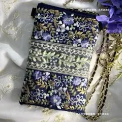 インド刺繍リボン　スマホポーチ　ポシェット　サコッシュ　ブルーフラワー＆パール
