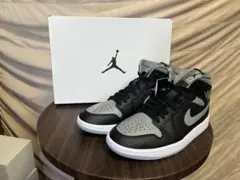 WMNS AIR JORDAN 1 MID