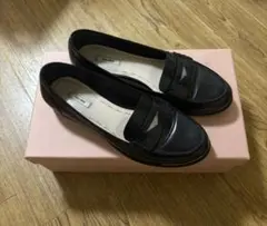 miu miu ローファー ブラックのサムネイル
