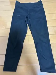 Under Armour ブラックタイツ スリムフィット　150センチ