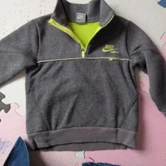 Nike ジップアップパーカー 110cm グレー/ライム値下げしました
