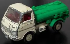トミカ 日本製 黒箱No.37 いすゞエルフバキュームカー 当時物 - メルカリ