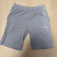 Nike グレー XL ショートパンツ