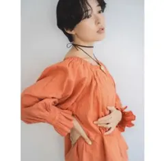 美品❤︎アングリッド　オレンジビタミンカラー　コットンブラウスインド製派手トップスのサムネイル