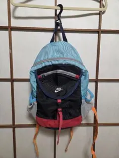 ナイキ リュック 青/黒/赤 メッシュポケット付き