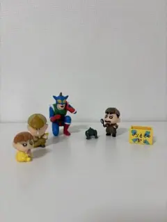 クレヨンしんちゃん　名探偵ガチャガチャセット