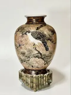 井上延年 井村彦次郎 上絵松鷹図台座付花瓶 瀬戸焼 横浜焼 井上延年 井村彦次郎 上絵松鷹図台座付花瓶 瀬戸焼 横浜焼 - メルカリ