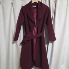 ワインレッド色 ロングコート ベルト付き