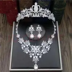 ラス1 ウェディング アクセサリー 3点セット ティアラ イヤリング ネックレス