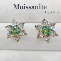 モアサナイト 0.5ct ピアス フラワー 人気 再入荷 グリーンモアサナイト