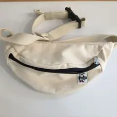 CHUMS　ボディバッグ