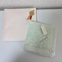 ANTEPRIMA 花柄刺繍タオルハンカチ