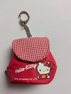 サンリオ　ハローキティ　ミニリュック　キーホルダー　小物入れ