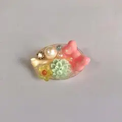 レジン ヘアゴム ブローチ ハートフリル猫ちゃん付き グリーン◡̈