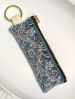 インド刺繍ミニポーチ　青