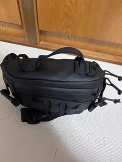 ブラック ショルダーバッグ 耐水性素材