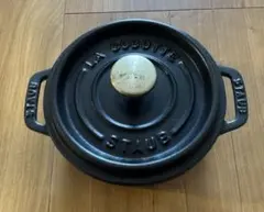 ストウブ ココット 12cm 両手鍋 ブラック Staubのサムネイル