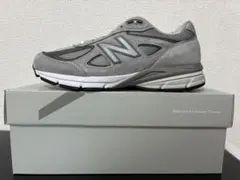 New Balance 990V4