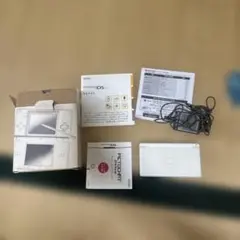 ★動作品★　ニンテンドー DS Lite クリスタルホワイト　箱説明書充電器付属