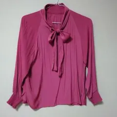 コムサイズムのボウタイヴィンテージブラウス