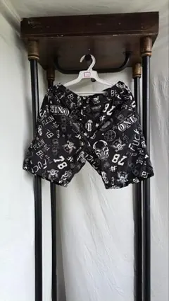ユニオニーニ】ハーフパンツ 130㎝ ローマ字柄 ブラック - メルカリ