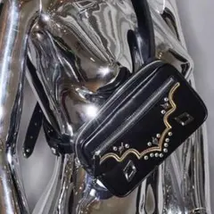 TOGA PULLA メタルステッチベルトバッグ 未使用 ボディバッグのサムネイル