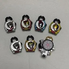 仮面ライダー鎧武ロックシードサクラハリケーン　仮面ライダーロックシードのサムネイル